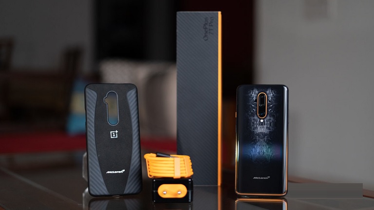 Oneplus 7t Pro Mclaren out of box.jpg